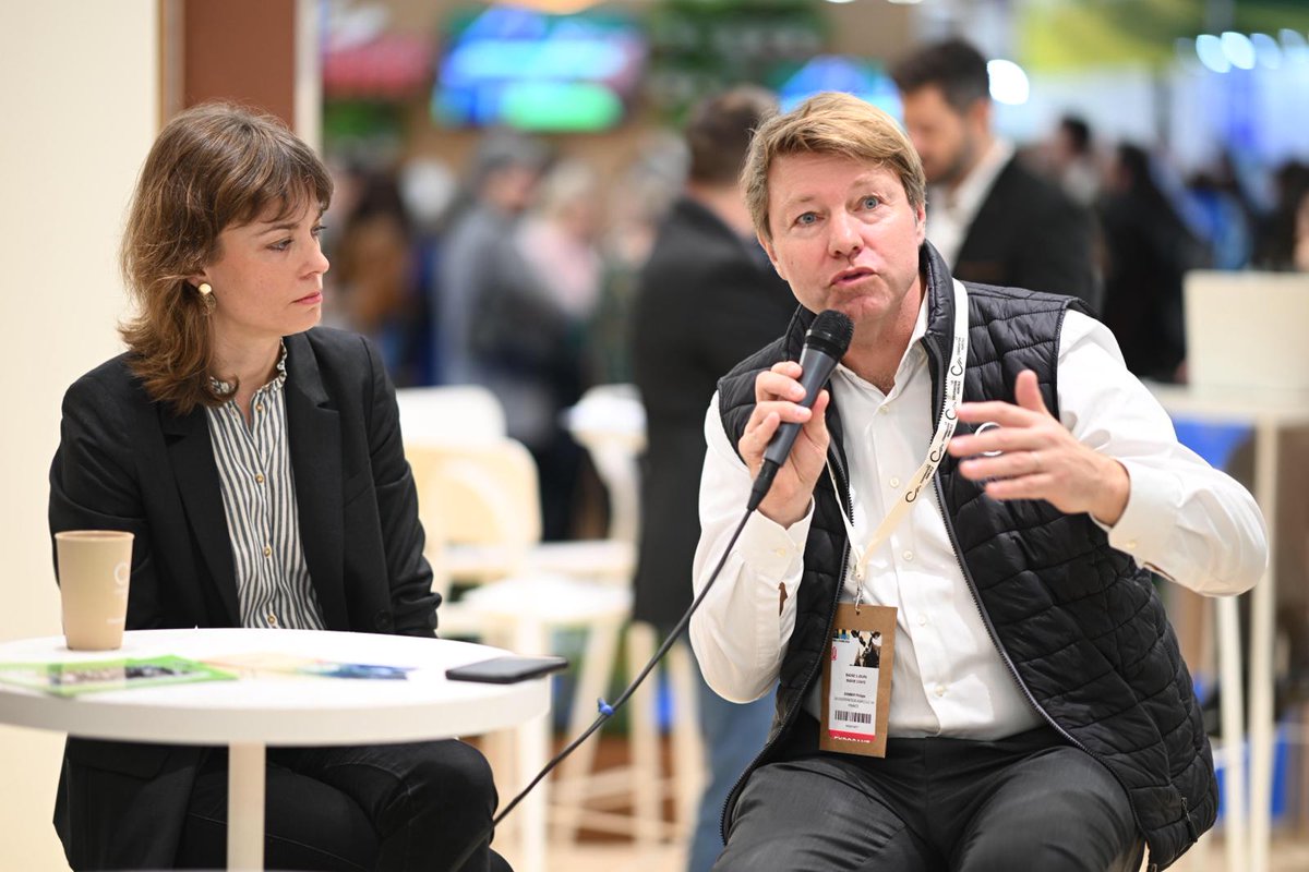 La Coopération Agricole (@lacoopagricole) on Twitter photo #SIA2024LCA |
C'est aujourd'hui la journée <a href="/Agri_confiance/">Agri Confiance</a> 🍃, label que nous avons développé, qui commence par la présentation de la démarche "Pour une Agriculture du Vivant" avec sa Directrice générale <a href="/AnneTrombini/">Anne Trombini</a> 🙂 #SIA2024LCA |
C'est aujourd'hui la journée <a href="/Agri_confiance/">Agri Confiance</a> 🍃, label que nous avons développé, qui commence par la présentation de la démarche "Pour une Agriculture du Vivant" avec sa Directrice générale <a href="/AnneTrombini/">Anne Trombini</a> 🙂