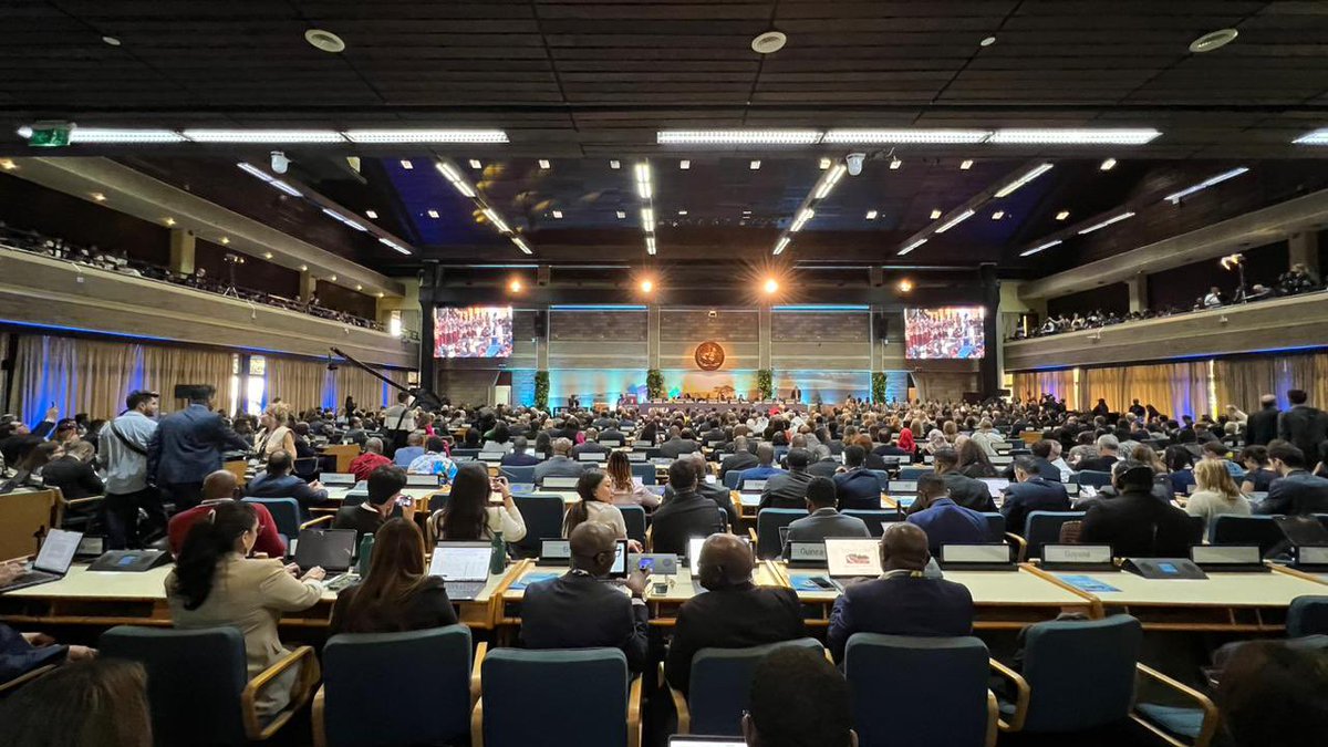 Inicia la #UNEA6. Hoy hablo como una de las vicepresidentas de esta Asamblea y en representación de Latinoamérica, su biodiversidad y su gente. 
Colombia, sede de la #COP16 Biodiversidad, plantea una agenda para enfrentar la triple crisis climática y hacer la #PazConLaNaturaleza.