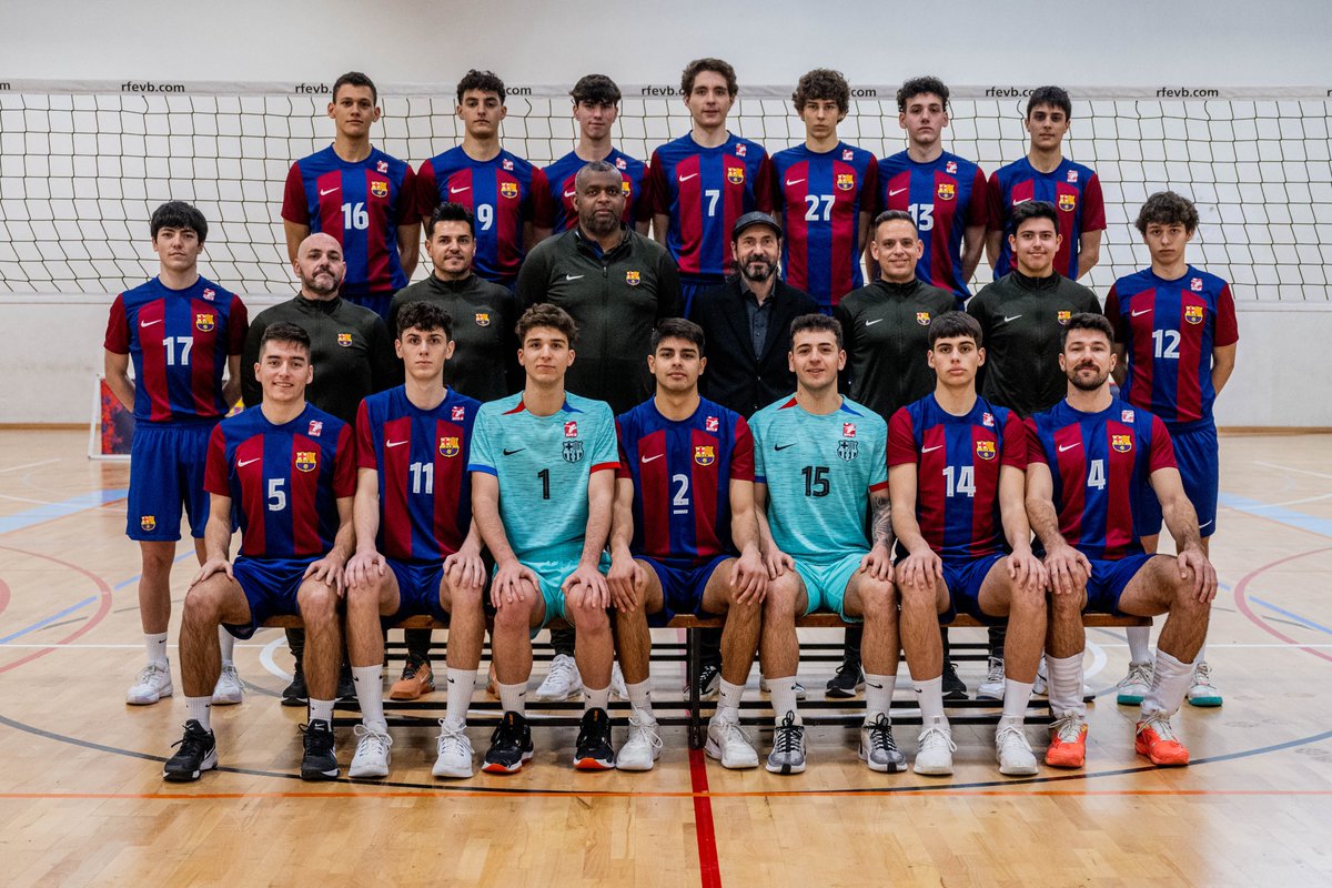 BarcaAmateurs's tweet photo. 💙❤️ 1er Equip Voleibol masculí 23/24 https://t.co/h8afBZzc2B