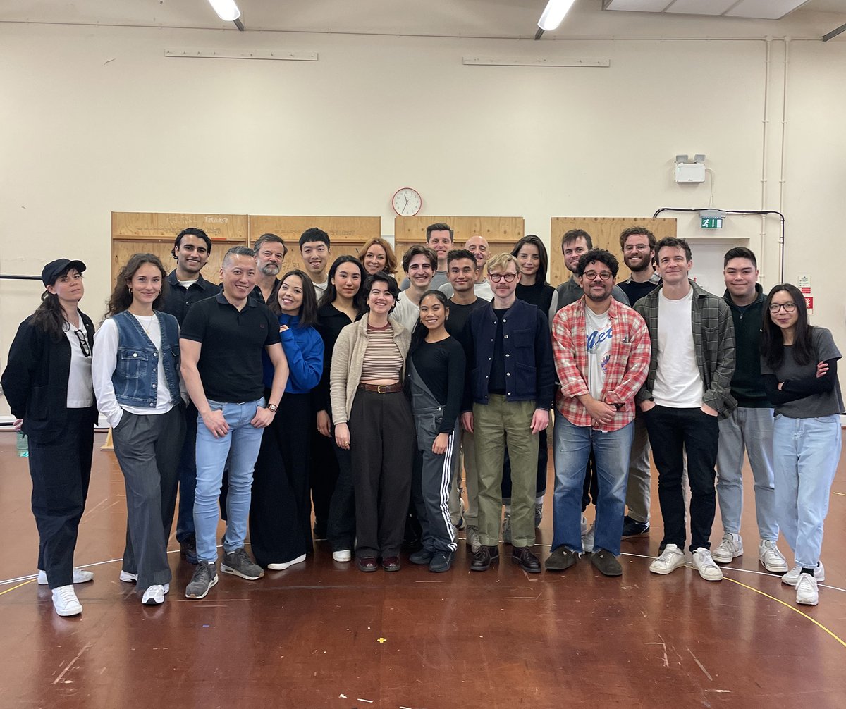 TheRSC's tweet image. First day of rehearsals for our #LovesLaboursLost company 💕