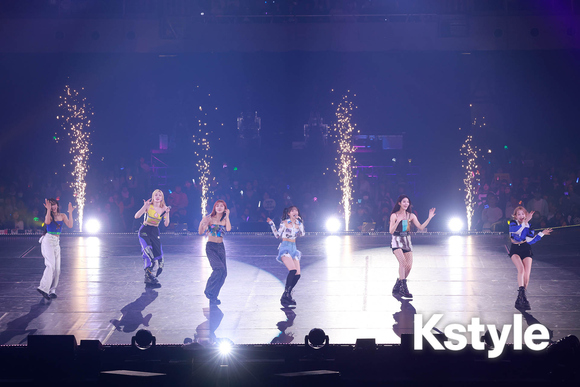 Kstyle_news's tweet photo. 【PHOTO】SECRET NUMBER「Kstyle PARTY」2日目に登場！ステージ写真を公開

▼ソロカットあり
https://t.co/34ByGUjkc5

#SECRETNUMBER #KstylePARTY #Kstyle https://t.co/TjREnTAC6f