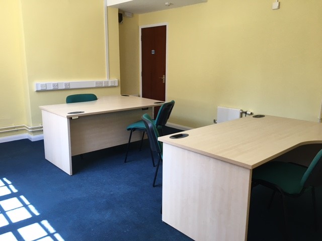 The Town Hall has a selection of meeting rooms and offices available to hire from the hour, day or week or for a short to long term full time tenancy. * The Berry Room - a smaller, cosy office at just £199.38 pcm* The Summercombe Room - a large ground floor office £522.50 pcm.