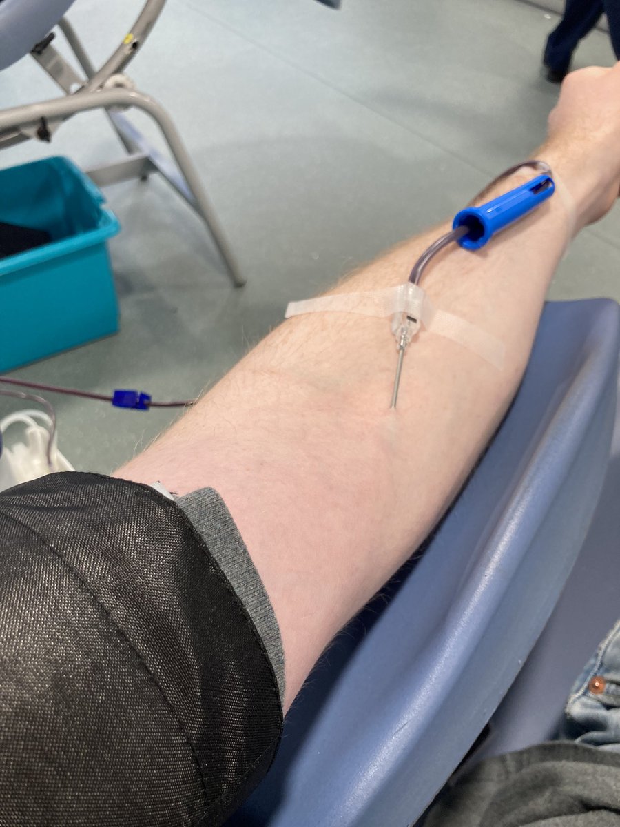 #DoctorsGiveBlood… or at least try to, interrupted by fire alarm about 300mL in. Will still be used for research and I’ll be back in 12 weeks for more!