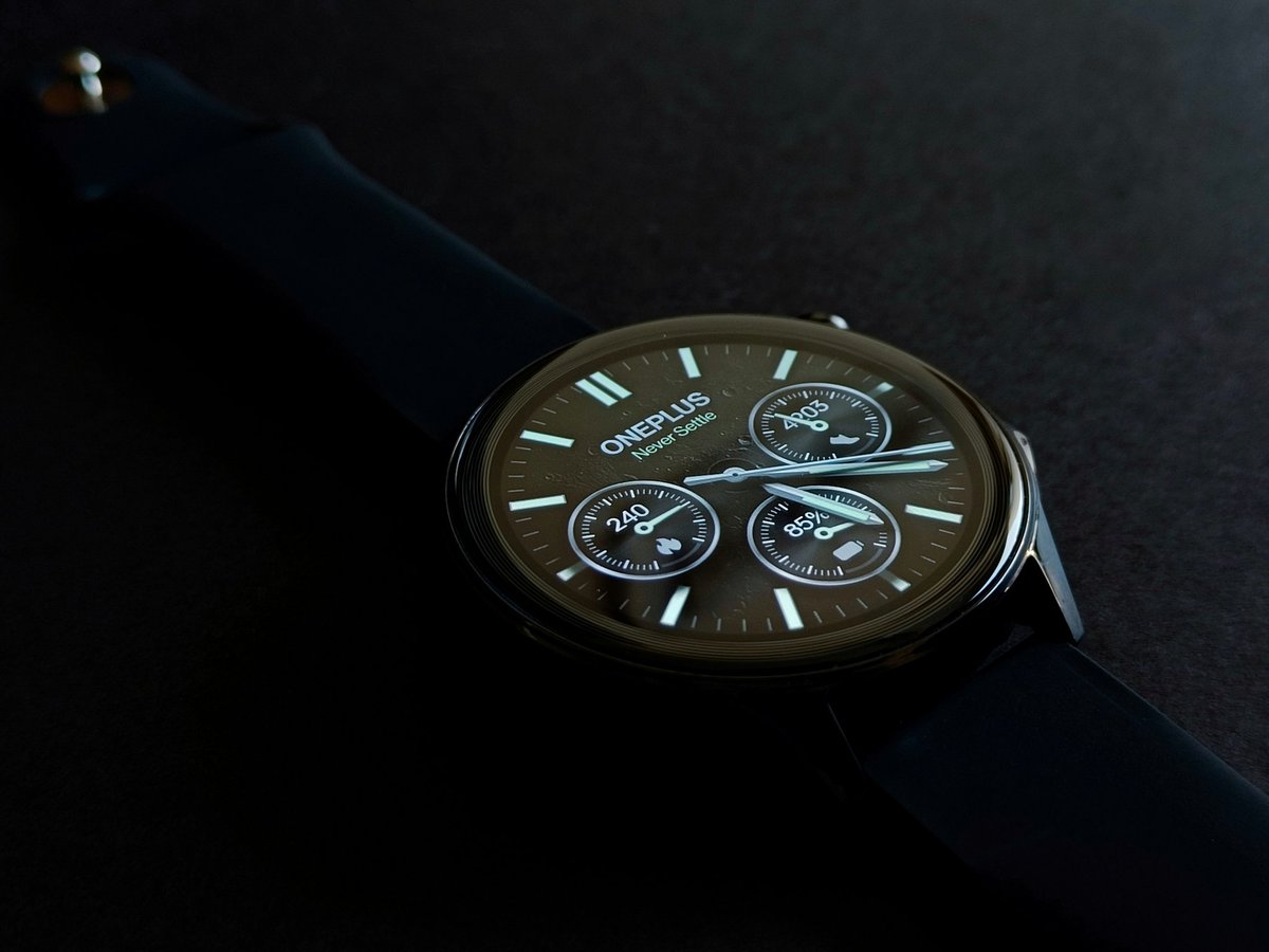 MeAdi4's tweet image. I have been using the #OnePlusWatch2 for about 2 months now. It&apos;s a gorgeous watch with amazing build quality and excellent battery life. I will post my full review soon. Thanks @oneplus for this incredible opportunity ❤️ #OnePlusCommunity