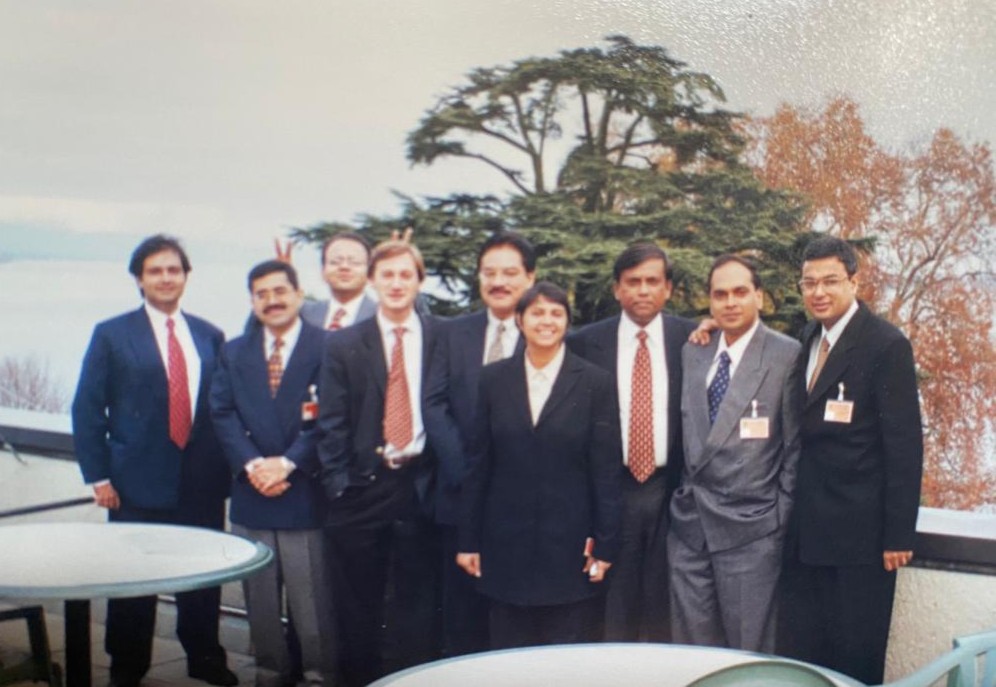 👀 Ever wondered what Chevening looked like in the early 2000s?

Here are some of our Chevening Fellows from back in the day, when photos were taken on real cameras!

Could you be part of our next fellow cohort? Apply now 👉 chevening.org/fellowships/fi… #40YearsOfChevening