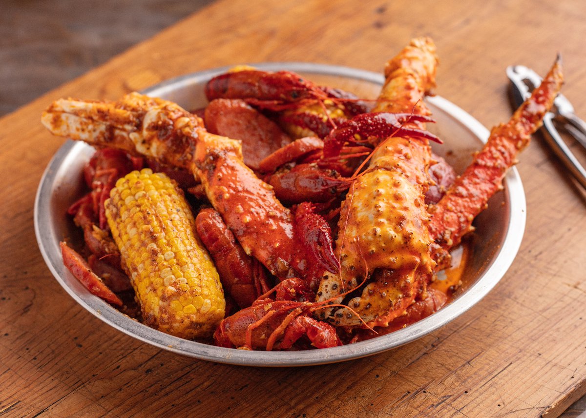 What are you grabbing first?! 😍 Let us know in the comments!

#twoclaws #twoclawscajun #delaware #wilmington #bear #delawarefood #cajunseafood #cajunfood #seafoodboil #seafoodrestaurant #foodiefeature #goodfoodgoodmood #leaveareview #seafood #cajun #crab #lobster #cajunboil