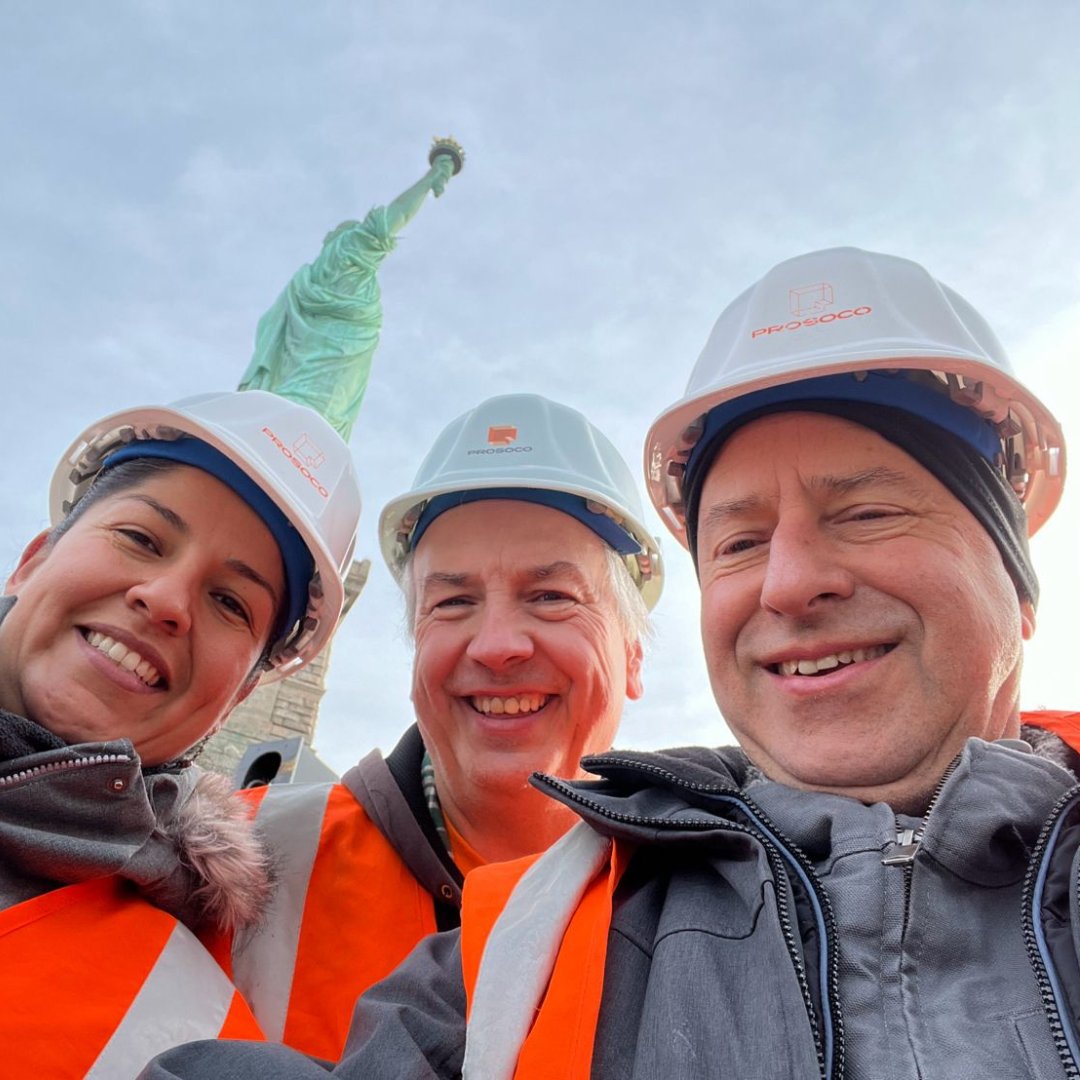 PROSOCO's tweet image. What a view from the office last week. 😍
Guy Mazza - &quot;When our National Treasures need restoration only the best products and team will do&quot;
#PROSOCO #PROSOCOProject #StatueofLiberty #Historic #NationalMonument #NewYork