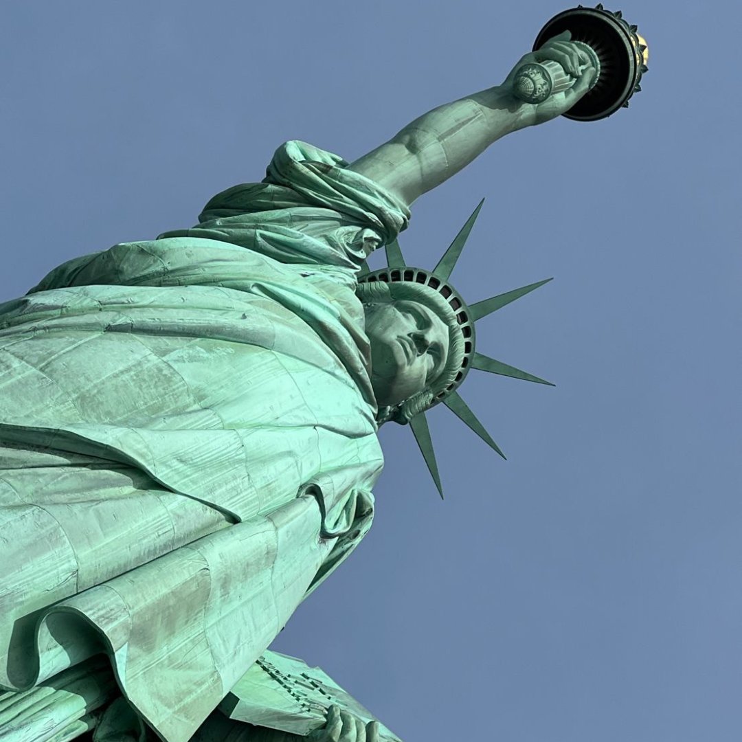 PROSOCO's tweet image. What a view from the office last week. 😍
Guy Mazza - &quot;When our National Treasures need restoration only the best products and team will do&quot;
#PROSOCO #PROSOCOProject #StatueofLiberty #Historic #NationalMonument #NewYork