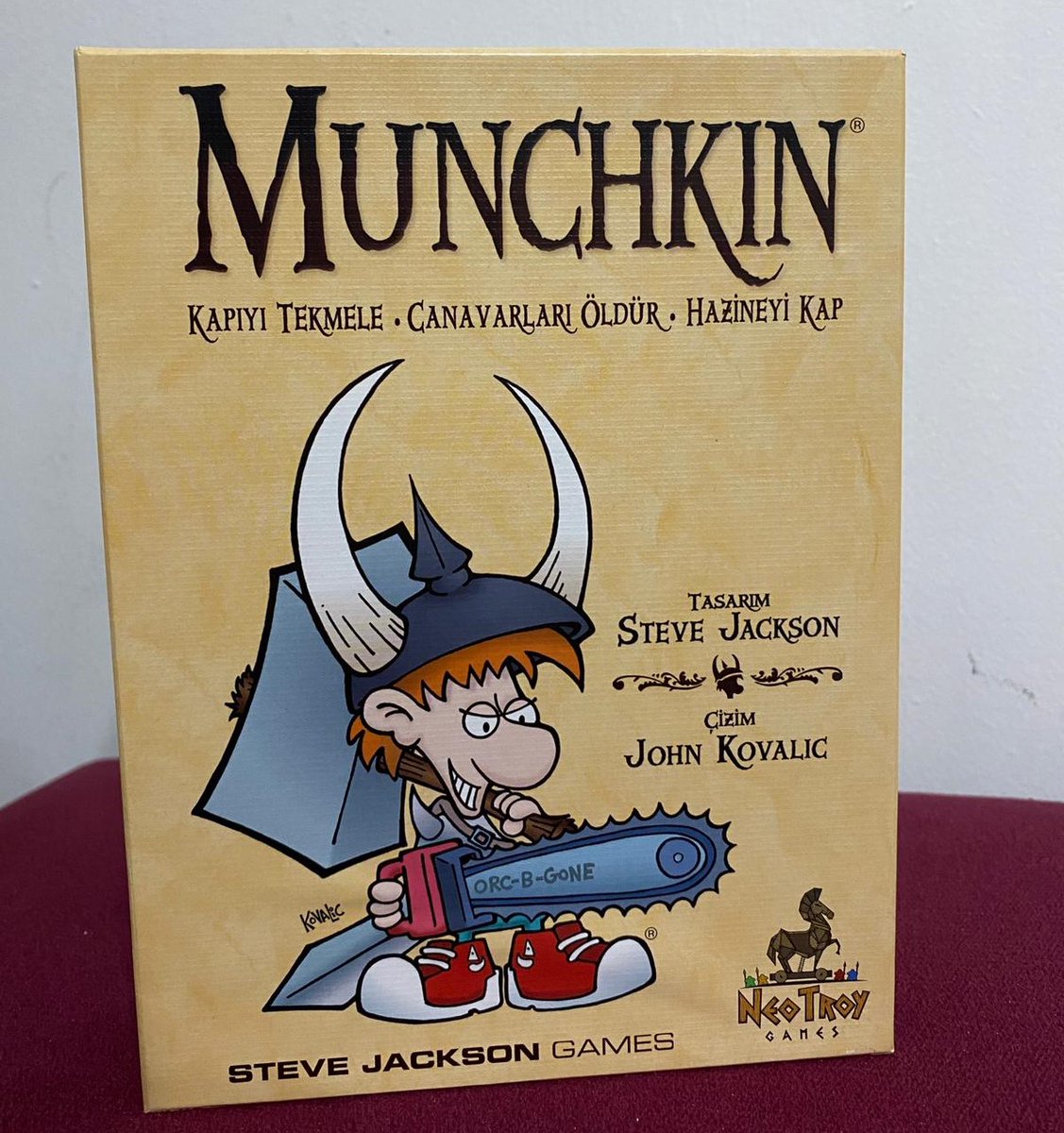 HEDİYE KUTU OYUNU!  
Aranızdan 1 kişiye Munchkin kutu oyunu hediye edeceğim.
 
Katılım için:  
-Bu tweeti beğenin 
-Retweet’leyin 
-Beni takip edin   
*Son gün 6 Mart. 
 Herkese bol şans 🍀