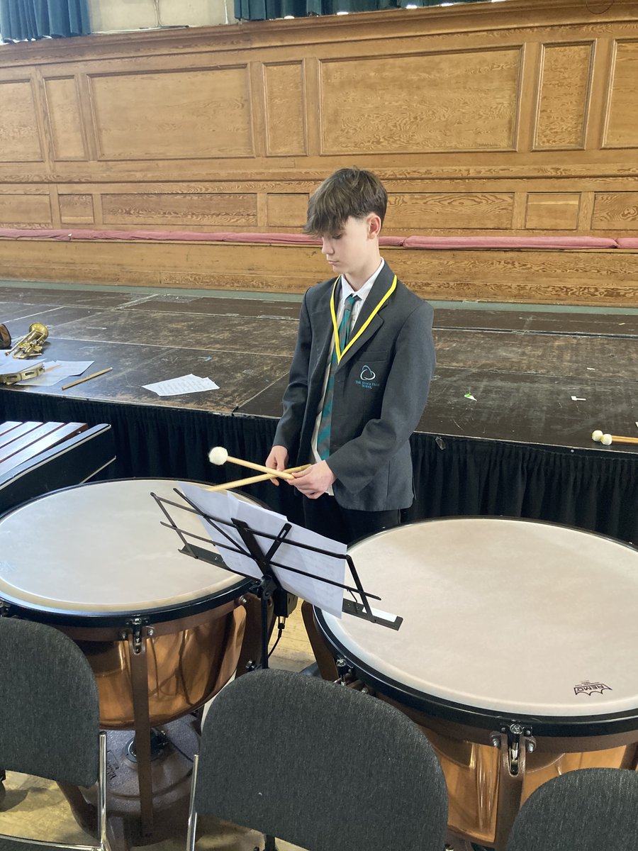 reachfreeschool's tweet photo. An exciting day for The Reach Free School Musicians at Cecil Sharp House with Modulo’s ‘Orchestras for All’ programme #orchestrasforall #modulo #cecilsharphouse @cecilsharphouse #Achievement #Enjoyment https://t.co/c62Eltq8wW