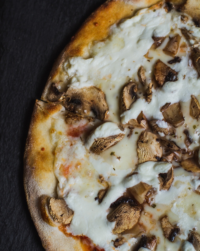 Pizza party vibes only! 🎉🍕 Tutto Pizza Pasta is the ultimate destination for those who believe in the power of a perfect slice. Join us and elevate your pizza experience!
#TuttoPizzaandPasta #Tuttokeybiscayne⁠ ⁠