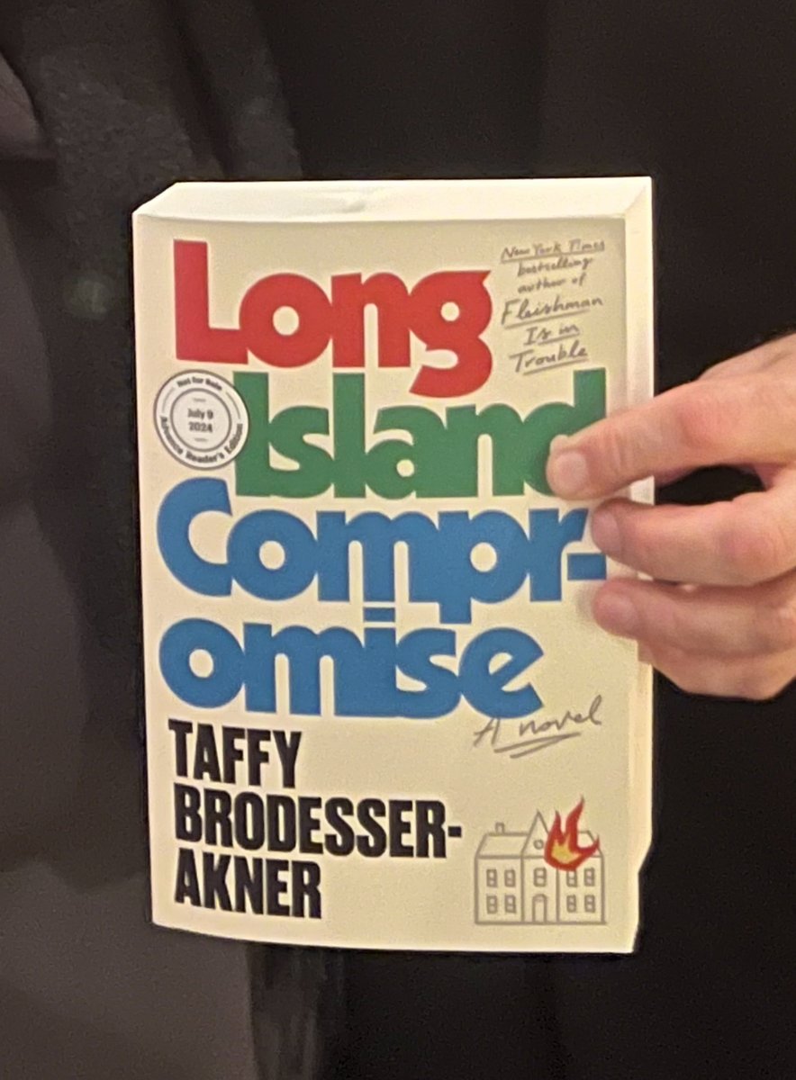 Here's a little thread about some upcoming novels you should know about. Let's start with the brilliant @taffyakner LONG ISLAND COMPROMISE. I'm halfway thru this, and it's my favorite book so far this year. (Coming July 9) 1/4