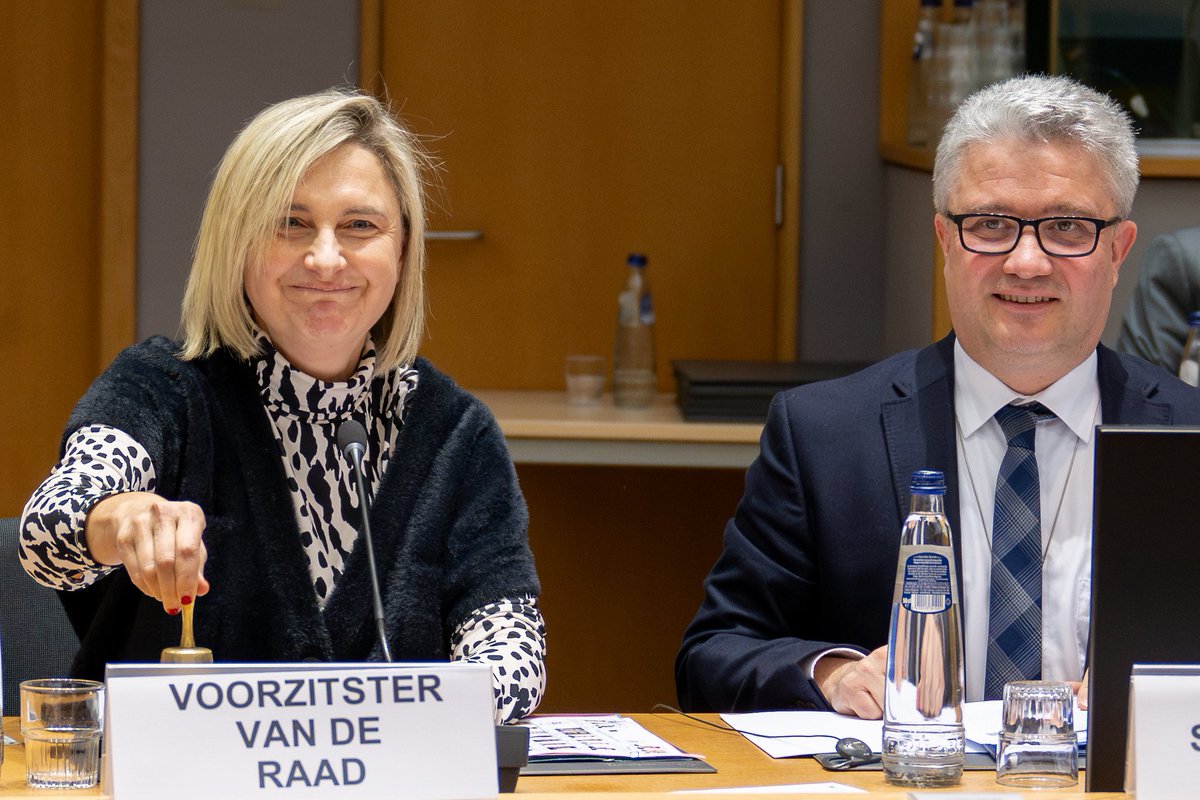 Naast landbouw ook visserij op AGRIFISH #EU2024BE. 
Als voorzitter ondersteun ik de vraag van DK <a href="/JacobJensen/">JACOB JENSEN™</a> om verbod dat het UK eenzijdig instelt op het vissen op zandspiering te bespreken. SE, IE, NL, ES en FR ondersteunden de bezorgdheden en vragen actie van de EU Commissie.