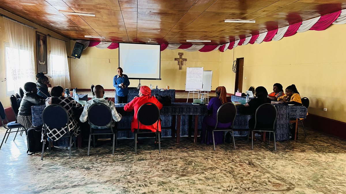 jps_bda's tweet photo. @jps_bda organizes a 2-days capacity building workshop for her staff on project proposal writing @LauraTufon @FajongA @MaliMarthaNoel2 @UEauCameroun @AgborNkonghoF @USEmbYaounde @UKinCameroon @Misereor @CanadaCameroon @UNFPACameroon https://t.co/7PlkI6AfxM