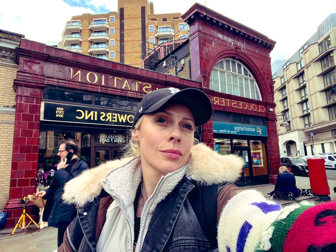 Hallo London 🇬🇧🇬🇧🇬🇧back in my favourite capital city LONDON ❤️&zwj;🔥💖👌👍😇 https://t.co/LBbcuoejpQ