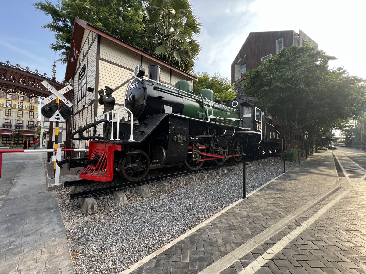 Steam Locomotive No. 733 played a vital role in Thailand's history. Learn more about its story and the impact it had on the country at the Film Archive in Nakhon Pathom. #HistoryUncovered #