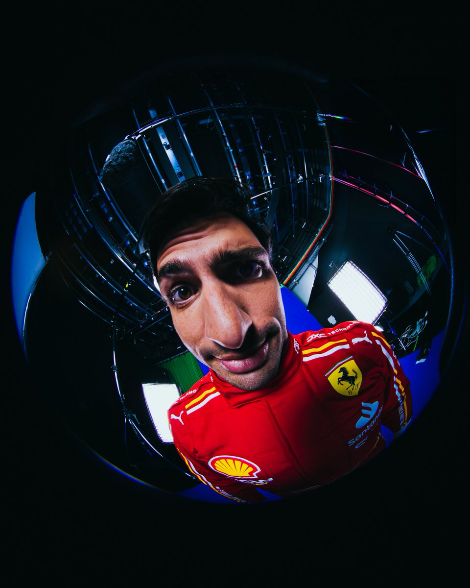 F1's tweet image. POV: Through the peephole 🚪🤪 

#F1 #BahrainGP
