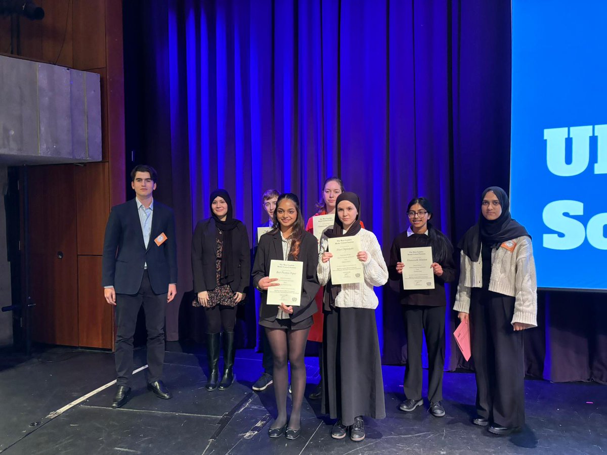 A proud moment for @MulberryTH at the West London MUN as we clinched 5 prestigious awards, including the coveted Conference Best Speaker accolade! 🏆🌟Our dedication and excellence shine through in every MUN debate. #ModelUN #AwardWinners