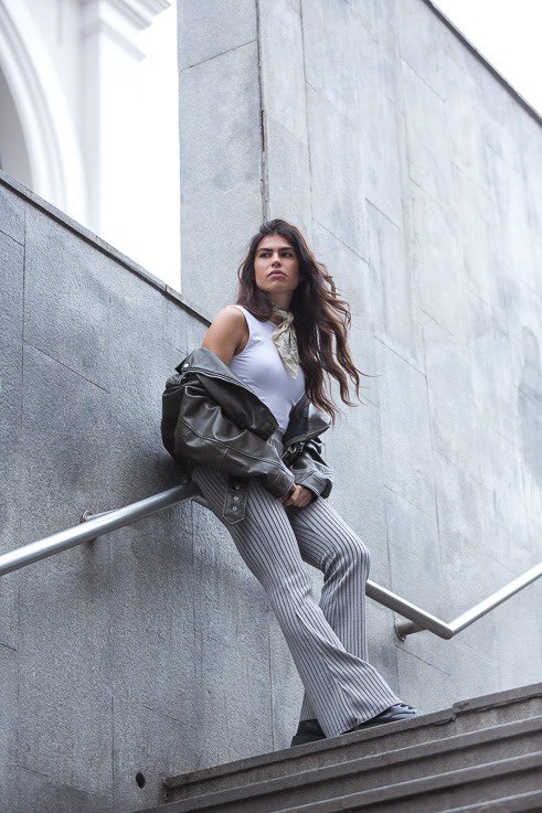 EscuelaModeloIN's tweet photo. ✨LUCÍA ESTÉBANEZ✨

Mirad alguna de las fotos de nuestra modelo Lucía, de su nuevo book. 📸

¿Quieres ser modelo? 💕

TENEMOS NUEVO CURSO: 13 DE ABRIL 📚

Si quieres más información háblanos por WhatsApp al 651 422 161 📲

O por correo a escuelademodelos@isabelnavarro.net 📩 https://t.co/UoH9yyC4n7