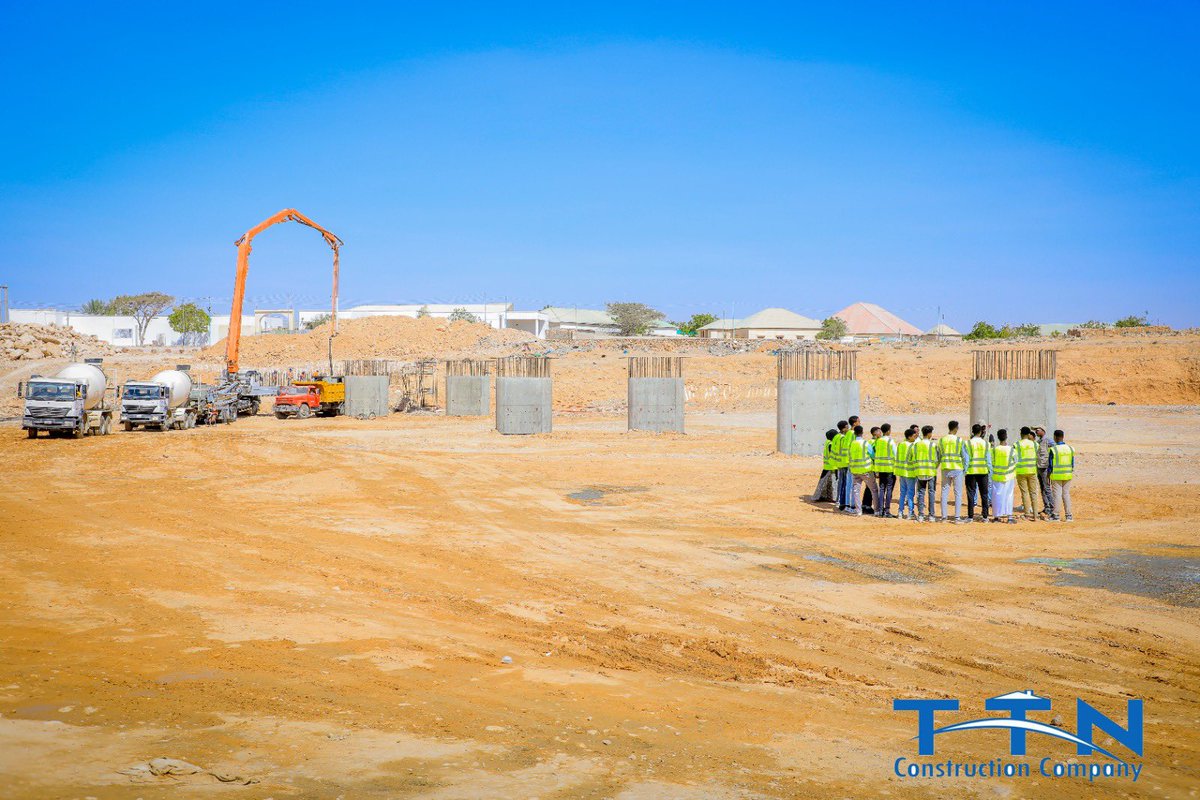 ttnconstruction's tweet photo. #somalia🇸🇴 #garowe #garowecity #municipality #roads#gambol #toggagarowebridge #bridge#togga #ttnconstructioncompany https://t.co/GpWgc5r6dq