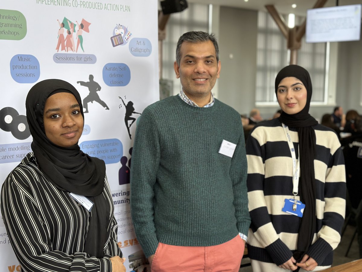 Showcasing Youth Resilience Programme on preventing youth violence by involving churches, mosques & madrasas in Bradford at @wy_vrp multi-faith event Our community research coproduced evidence which guided a framework for all neighbourhood actors to be led by young people