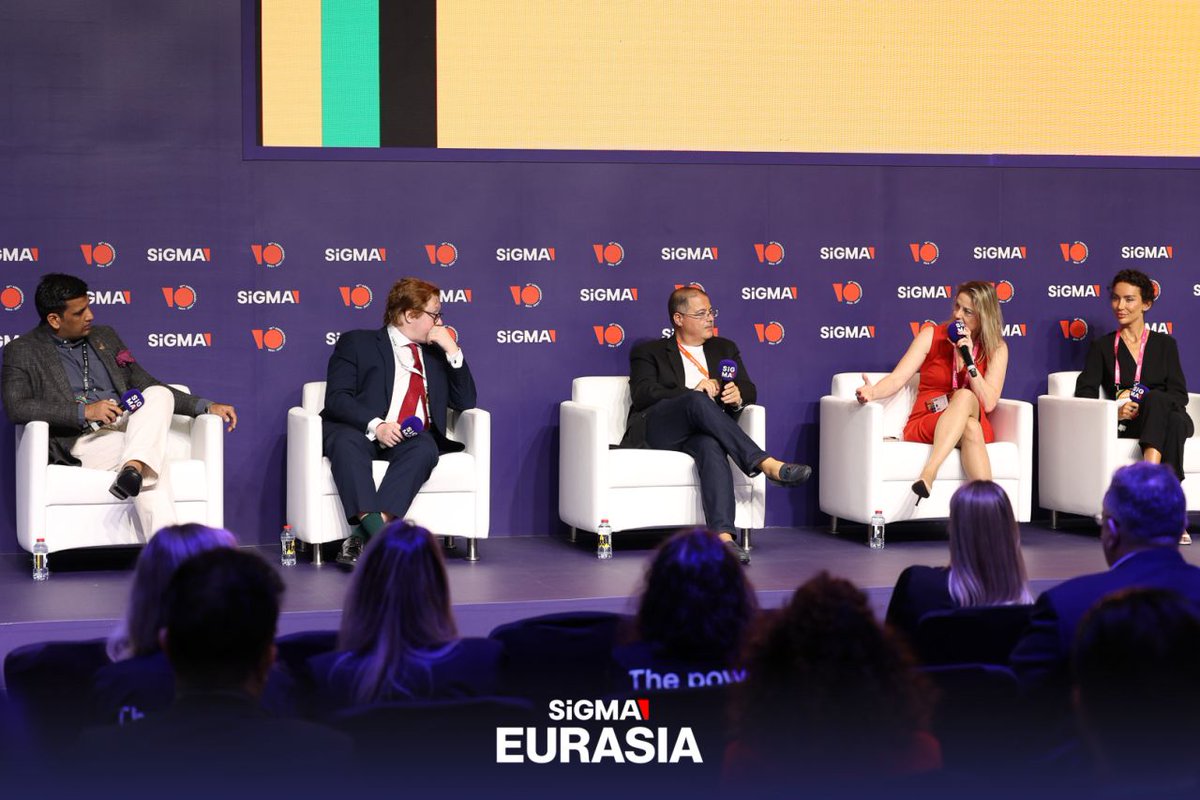 WH_Partners's tweet image. Joseph F Borg on stage at SiGMA World Summit and AIBC World Summit Eurasia that are currently taking place in Dubai. #ThinkingAhead #SIGMA #AIBC #SIGMAEurasia #Dubai #gaming #crypto @avvjfborg @SiGMAworld_ @AIBC_World