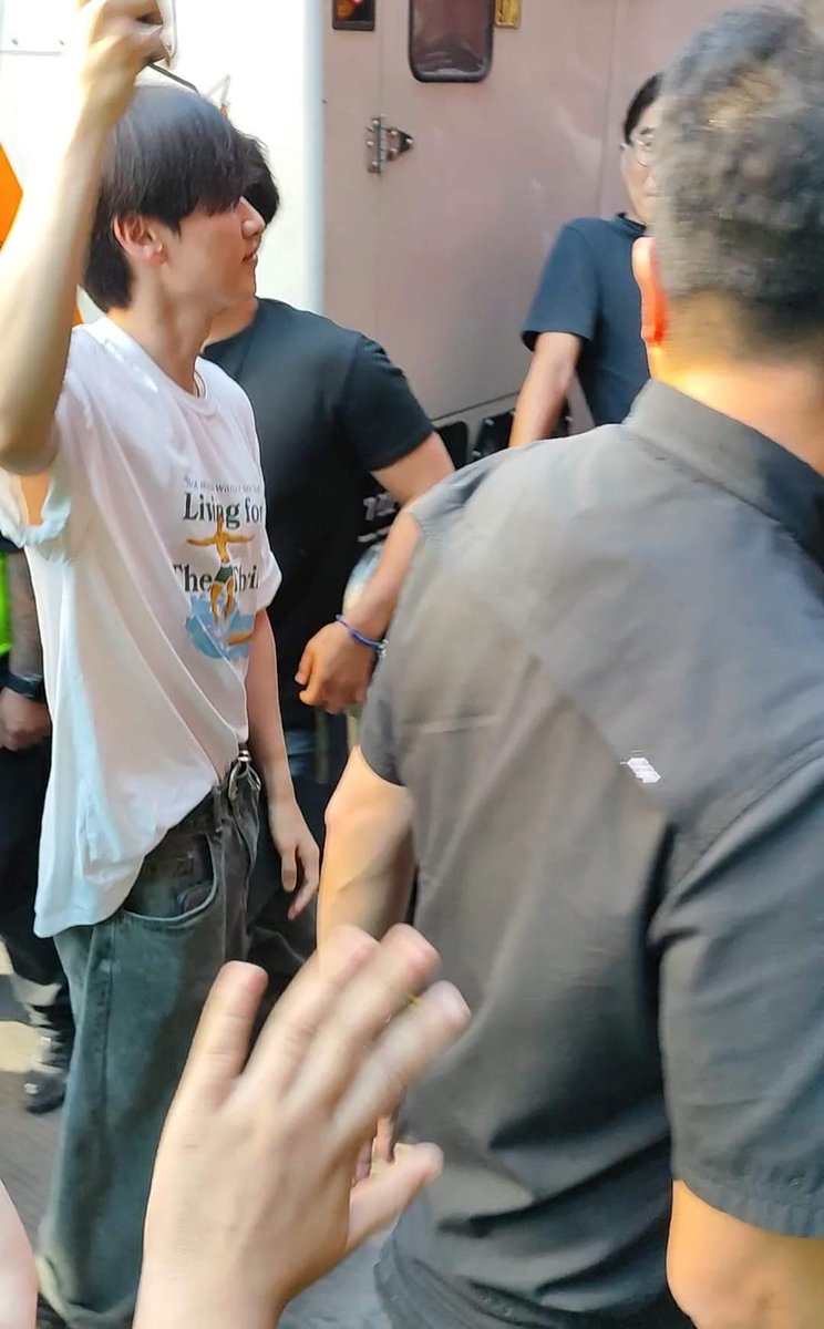 ᴅᴀɪ tweet media