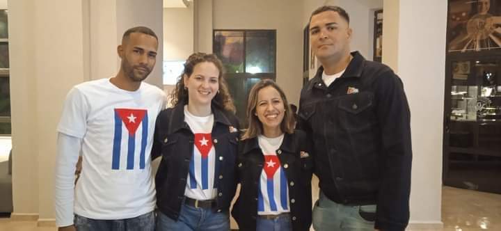 Delegación pinareña que representará a los vueltabajeros en el Festival Mundial de la Juventud y los Estudiantes en #Rusia del 1 al 7 de marzo. #GenteQueSuma por #Cuba Felicidades!!!!