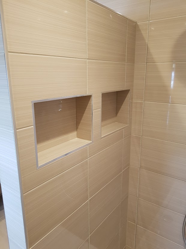 amfbuildingsol's tweet photo. A stunning bathroom we completed. Replacing the old shower area with a luxury walk in shower and added alcove. Finished off with light and dark contrasting bathroom fittings. 👏
#bathroomrenovation #bathroomdesign
#bathroom #bathroomremodel #bathroomdecor #interiordesign https://t.co/2CcpE41Abk