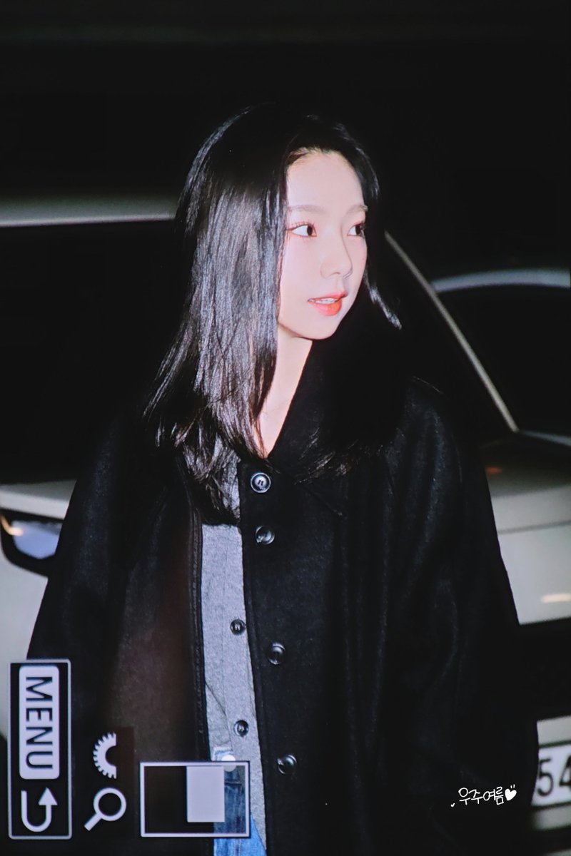 WouldYouYeoreum's tweet photo. 240226 피겜 🎞💜

#우주소녀 #WJSN
#여름 #이여름 #YEOREUM https://t.co/tXGzVdZXOd