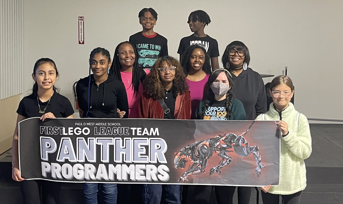 Karen Alexander tweet media