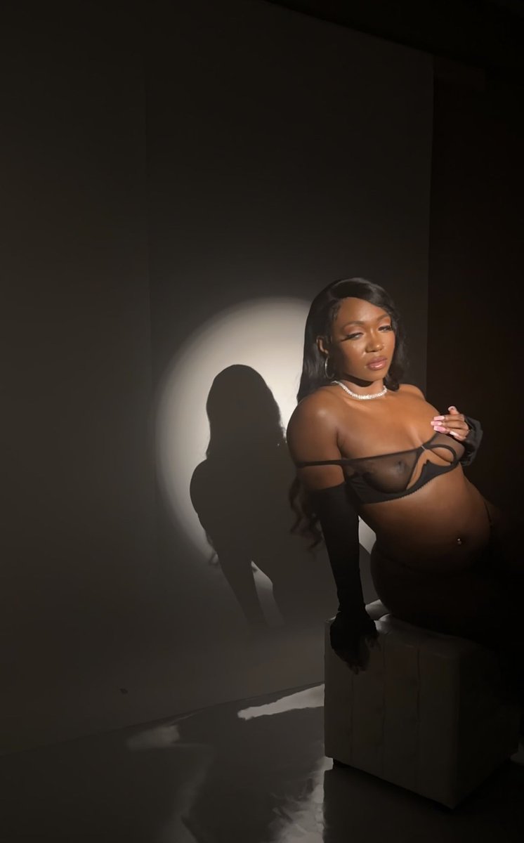 baby i’m loading… just wait 👀

my free onlyfans: onlyfans.com/exoticvixenxx