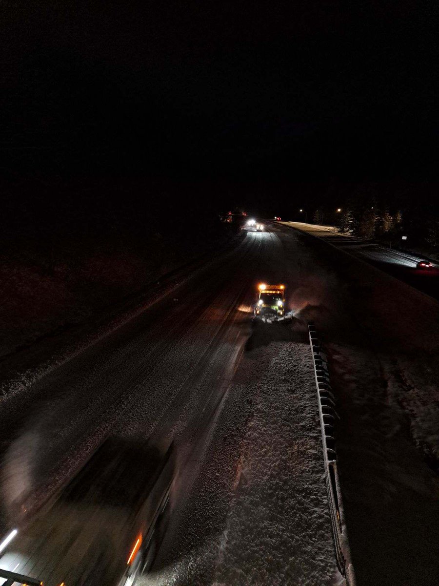 Snoqualmie Pass tweet media