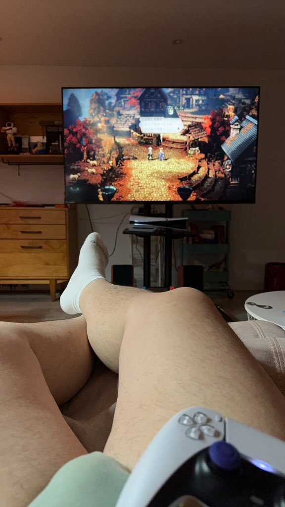 歧路旅人好好玩😆😆