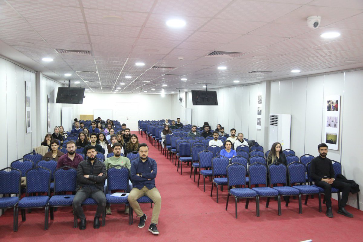 dbegitimmerkezi's tweet photo. Şubat Ayı Staj Eğitim Programı kapsamında 'Yaşam Hakkı' konulu eğitim Av. Tahir ELÇİ Konferans Salonunu'nda yapıldı. Katkılarından dolayı Av. Rehşan BATARAY SAMAN'a teşekkür ederiz.
@rehsanbataray https://t.co/1MCovBKjQq