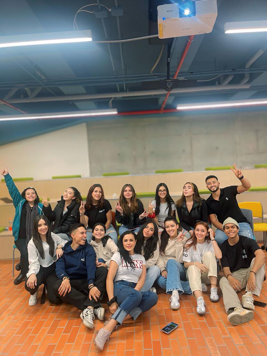 UniversidadEan's tweet photo. ¡Así vivimos el 2do Encuentro de Estudiantes de Mercadeo en la Universidad Ean! 💥 

#Mercadeo #SomosEmprendimientoSostenible https://t.co/1sZHVkrqH7