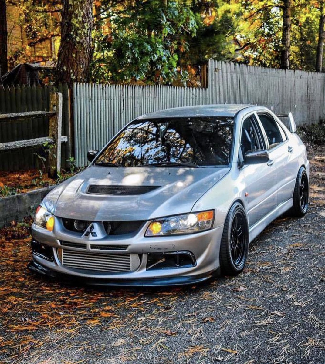 MitsuMafia's tweet photo. evorill4 https://t.co/EWgVwe2FQU
