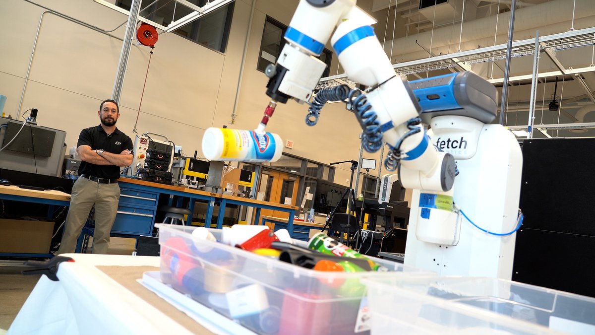 Purdue researchers are using machine learning to train a robot to recognize a jumbled pile of items, locate the one item it needs, and retrieve it in the most efficient way. It’s one small step to creating robots that can assist astronauts in space. 🔗 bit.ly/49f7HcI