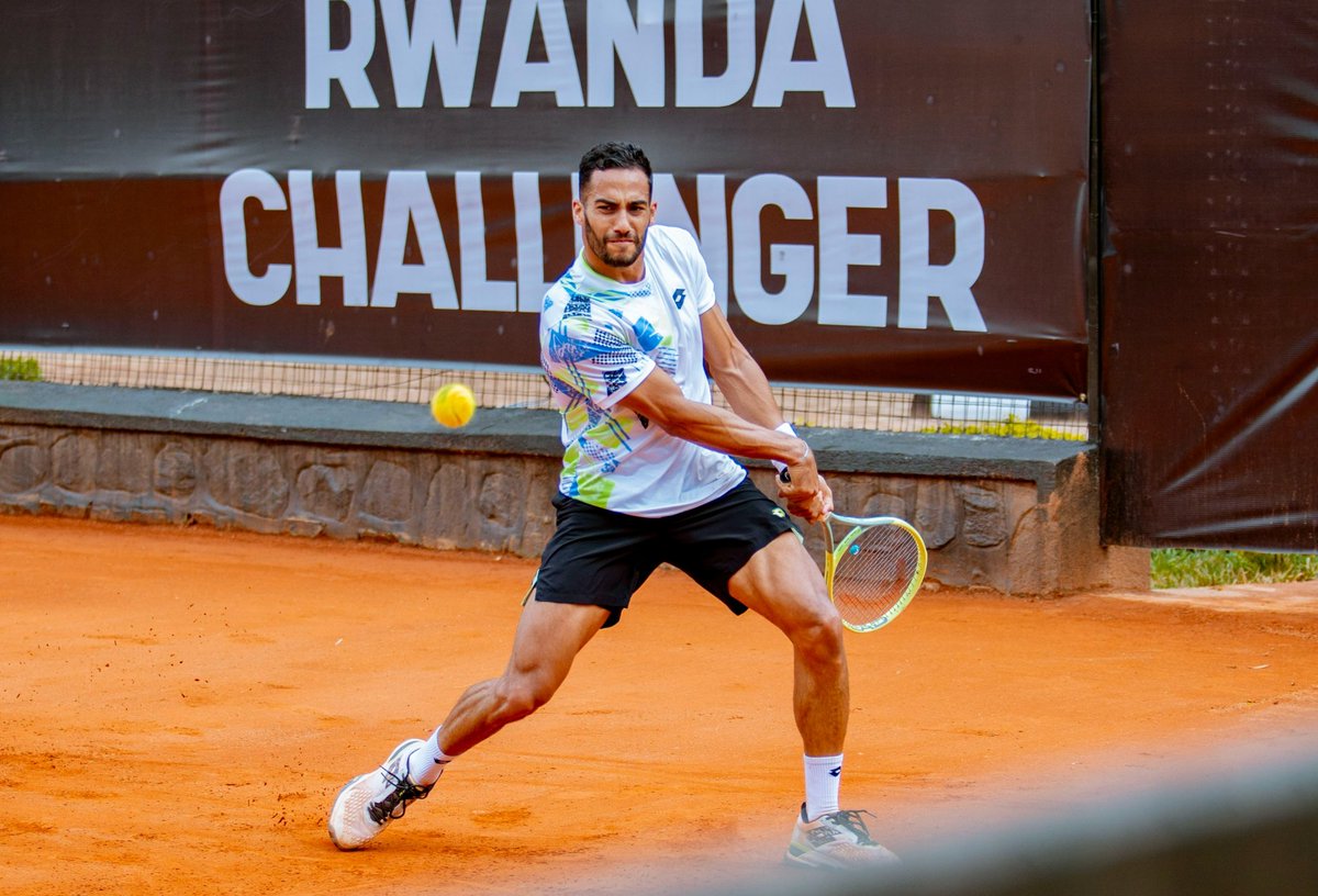 #RwandaChallenger

We are honored to have Hon. <a href="/AuroreMimosa/">Aurore Mimosa Munyangaju</a>, the Minister of Sports (<a href="/Rwanda_Sports/">Ministry of Sports | Rwanda</a>) at Kigali Ecology Club as Daniel Cukierman ( #Israel) playing with Habiyambere Ernest (#Rwanda)

#Rwanda #Tennis