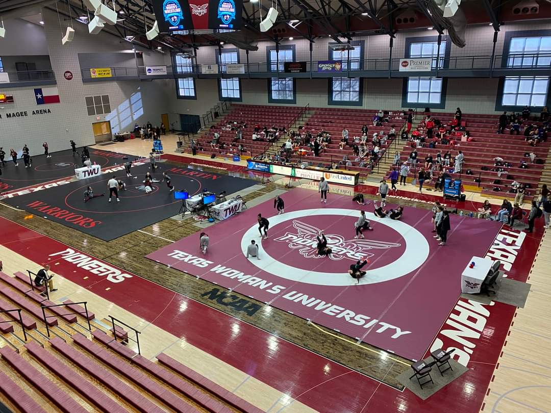 Los_1931's tweet photo. Got to watch some of @NISDAthletics @bnhswrestling @CoachFreshNHS Alumni, Vos &amp; @KyleeSpearman take the mats yesterday! Awesome seeing our athletes continue to thrive &amp; grow in the sport &amp; as people! Proud of them. Thankful for @TWUWrestling giving them the opportunity https://t.co/3SkGSgsgD0