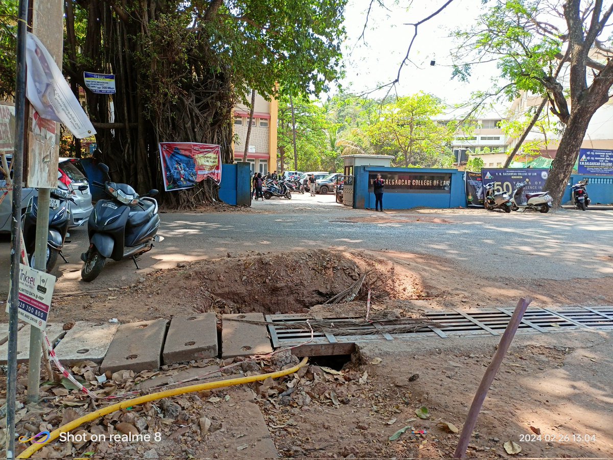 Uddesh_ND's tweet photo. Road outside VM Salgaocar College of Law, Miramar.
I request CCP to act on this as early as possible 🤝
@prudentgoa @InGoa24x7 https://t.co/KSWXCazIUQ