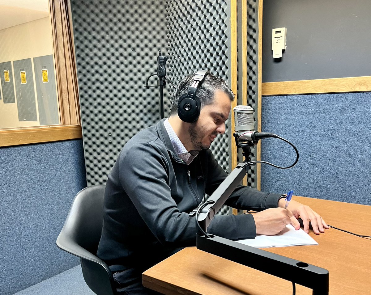 GusPintos27's tweet photo. 📻Esta mañana puedes escucharnos en @TV4NotiOficial, en el 94.7 de tu FM.

Sintonízanos y resuelve tus dudas respecto al @Infonavit; #entérate de por qué somos la mejor opción de crédito para comprar tu casa o departamento. 🏡 https://t.co/8EQciRX05D
