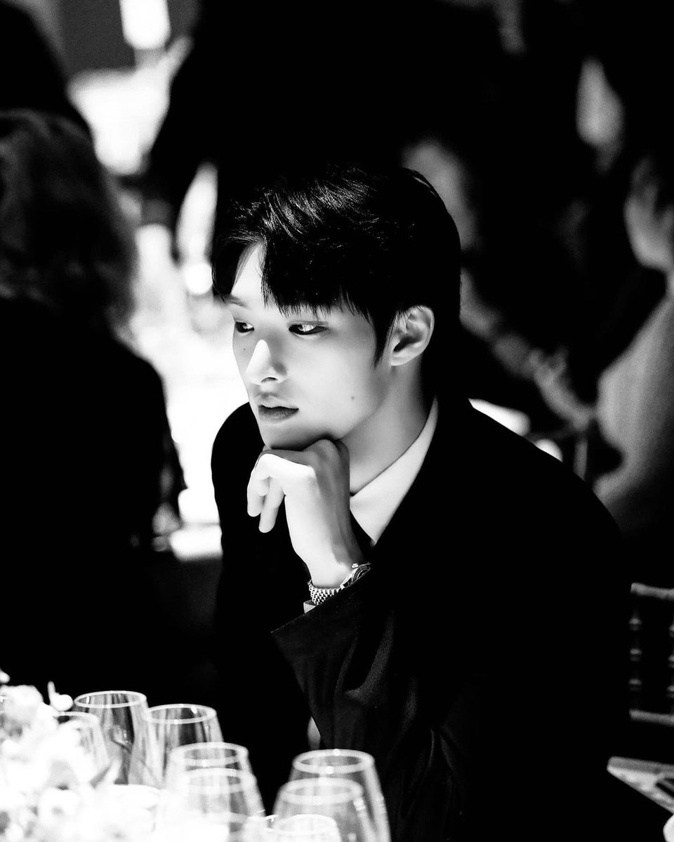 h_ty1024's tweet image. [#fix_onstagram] Je t&apos;aime.