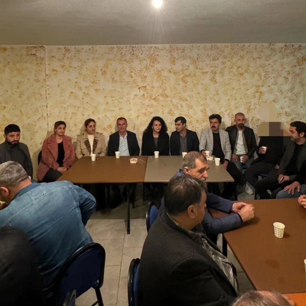 DemDidim's tweet photo. Didim ilçe örgütü olarak seçim çalışmalarımıza halkımızla birlikte tüm hızımızla devam ediyoruz..#RabeDEMhat #dempartididim https://t.co/VbgeKbffEv