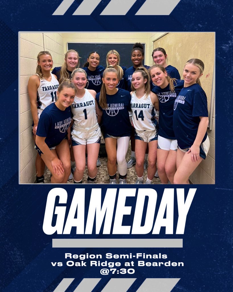 Come out and support the Lady Admirals tonight in the Region Semi-finals!
📍Bearden
🆚 Oak Ridge 
⏰ 7:30