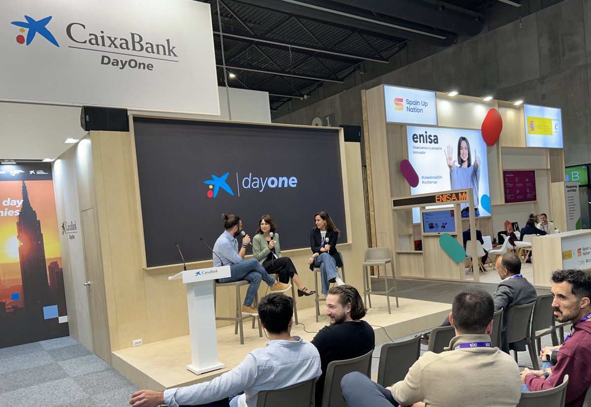 <a href="/CaroRguez/">Carolina</a> <a href="/minturgob/">Ministerio de Industria y Turismo</a> <a href="/4YFN_MWC/">4YFN</a> <a href="/RocioCastrilloC/">Rocío Castrillo</a> 🟪 #ENISAen4YFN24 Rocío Castrillo <a href="/RocioCastrilloC/">Rocío Castrillo</a> directora de Fomento de Empresas Emergentes de ENISA junto a la CEO de <a href="/OnversedFactory/">ONVERSED</a> hablando en el programa <a href="/NacionInnovatv/">Nación Innovación Podcast</a> sobre la #LeydeStartup 

#SoyStartup🚀