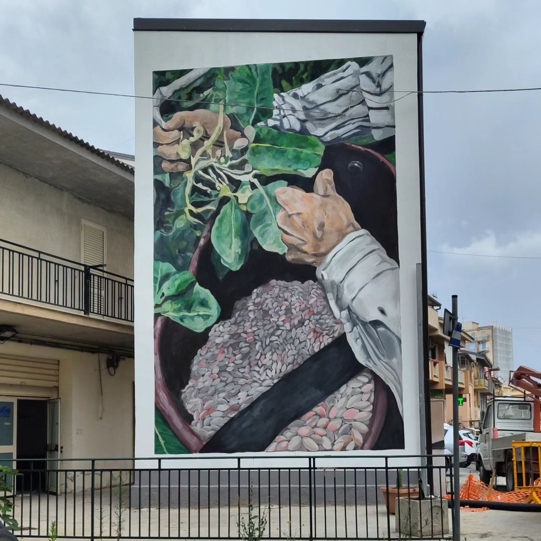 brababella's tweet photo. #Streetart by #RobertoCollodoro @ #Raffadali, Italy, for #FastucaFest, a project by #PistacchiodiRaffadali
More pics at: https://t.co/GajsU5vS74
#streetartRaffadali #streetartsicily #sicilia #streetartitaly #italystreetart #arteurbana #urbanart #murals #muralism #contemporaryart https://t.co/aKEr4ivJ6g