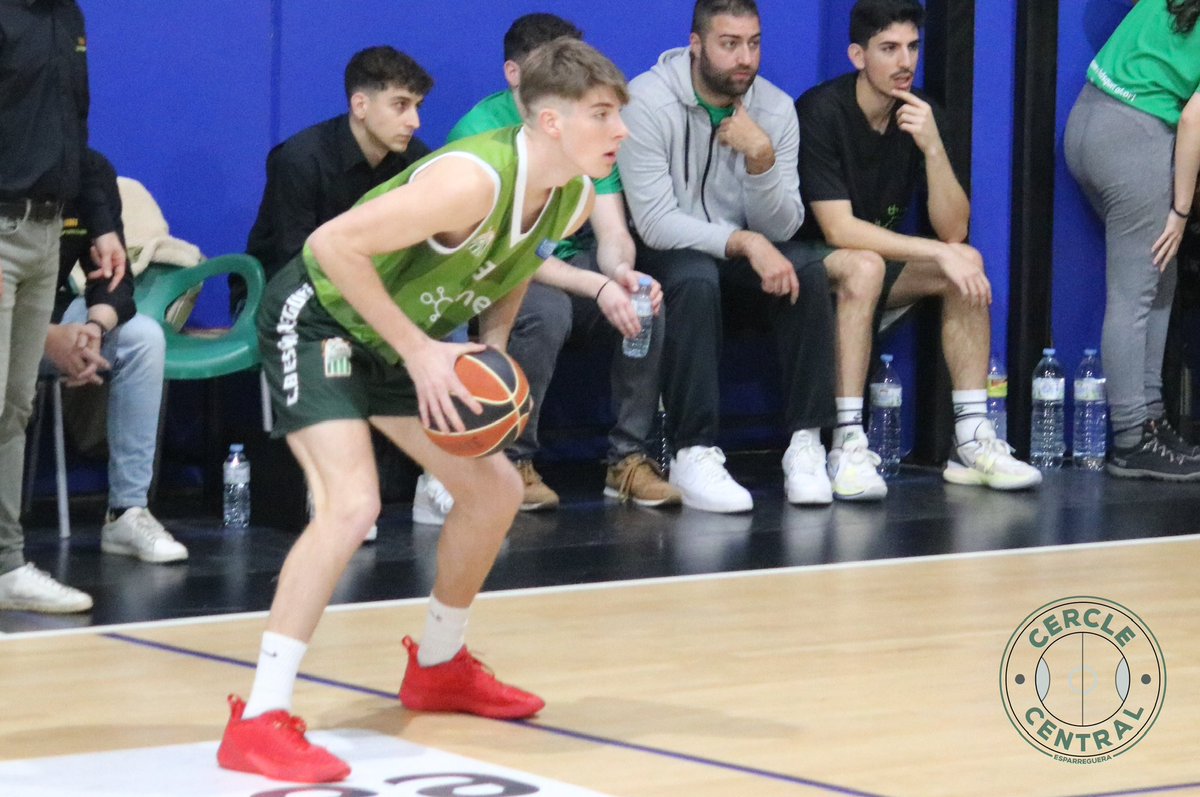 ▶️ ESPORTS | 2 victòries, 1 empat i 6 derrotes, i 2 ajornaments per als sèniors d'#Esparreguera

<a href="/acesparreguera/">AthleticEsparreguera</a> <a href="/CE_ESPARREGUERA/">CE_Esparreguera</a> <a href="/EsparregueraCfs/">CFSEsparreguera</a> <a href="/CBEsparreguera/">CB Esparreguera</a> <a href="/BMEsparreguera/">BM Esparreguera</a> <a href="/Vikings_Rugbi/">Esparreguera Rugby</a> <a href="/cttesparreguera/">CETT Esparreguera</a> <a href="/CTEsparreguera/">Club Tennis Esparreguera</a>

📻 tuit.cat/cM7v5

📷<a href="/Cercle_Central/">Cercle Central</a>