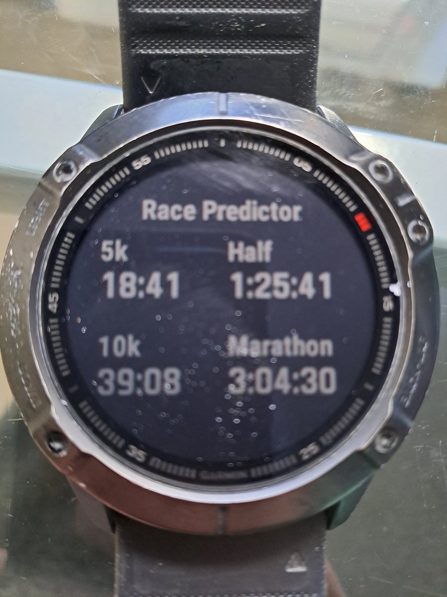RunFurnoRun's tweet photo. Don't you just love @Garmin sometimes, I ran a 1.25:07 yesterday and it can't predict a half at that time 😂 https://t.co/RjofFSvAHE