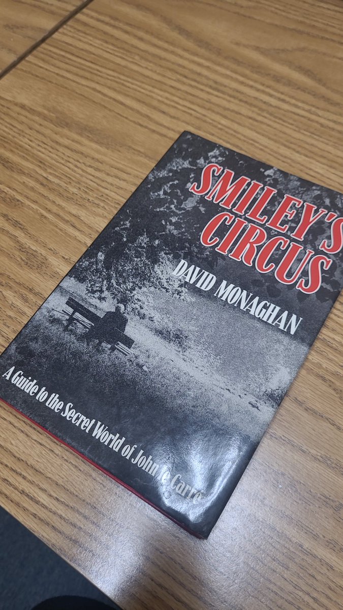 LinamJonathan's tweet image. I know we are all Bond fans, but any Smiley fans on here? If so, what are the thoughts on this book?